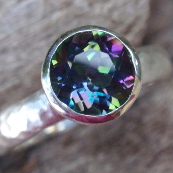 Mystic Topaz and Sterling Silver Ring - Picture 4 of 4